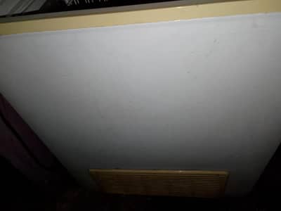 Deep freezer