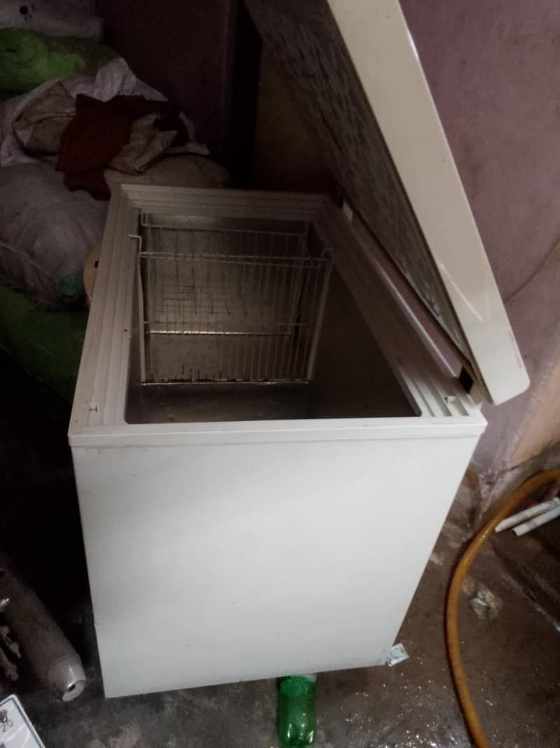 Deep freezer 1