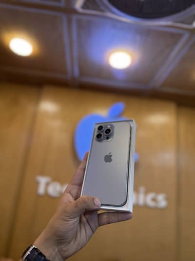 Apple iPhone 16 Pro Max 512 100% with Box JV NON