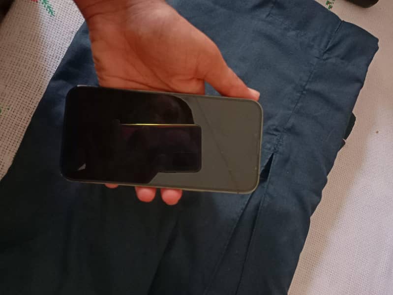 Apple iPhone 13 Pro Max 7