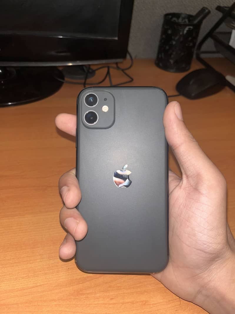 Apple iPhone 11 8