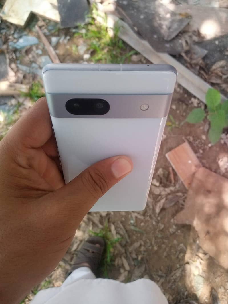 Google Pixel 7a 10