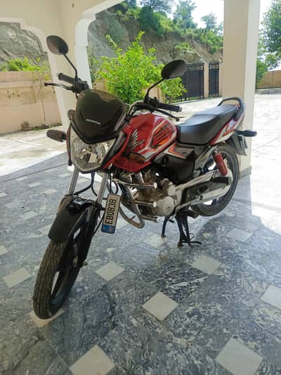 Honda CB 125F FOR SALE