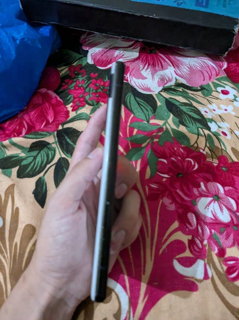 Google Pixel 6a 1