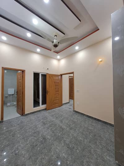Apartment Available For Job holders /Family / Silent Office