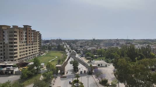 01 Kanal Corner Plot For Sale