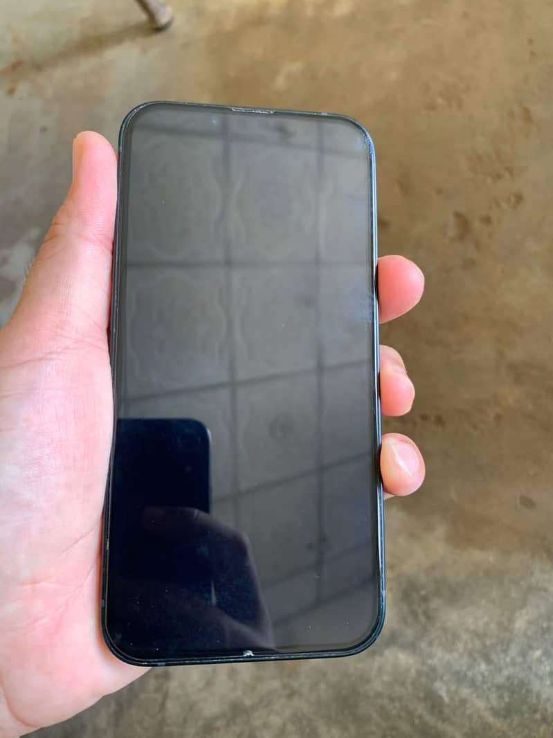 Apple iPhone 13 3