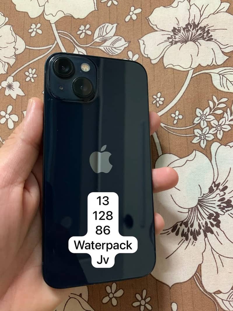 Apple iPhone 13 6