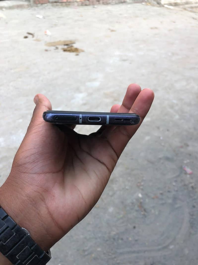 ONE PLUS 9R 4
