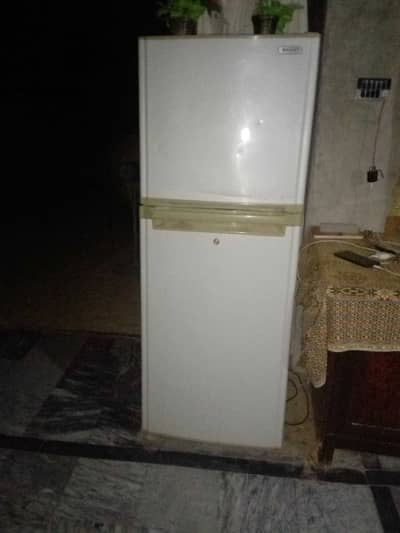 Orient fridge good condition