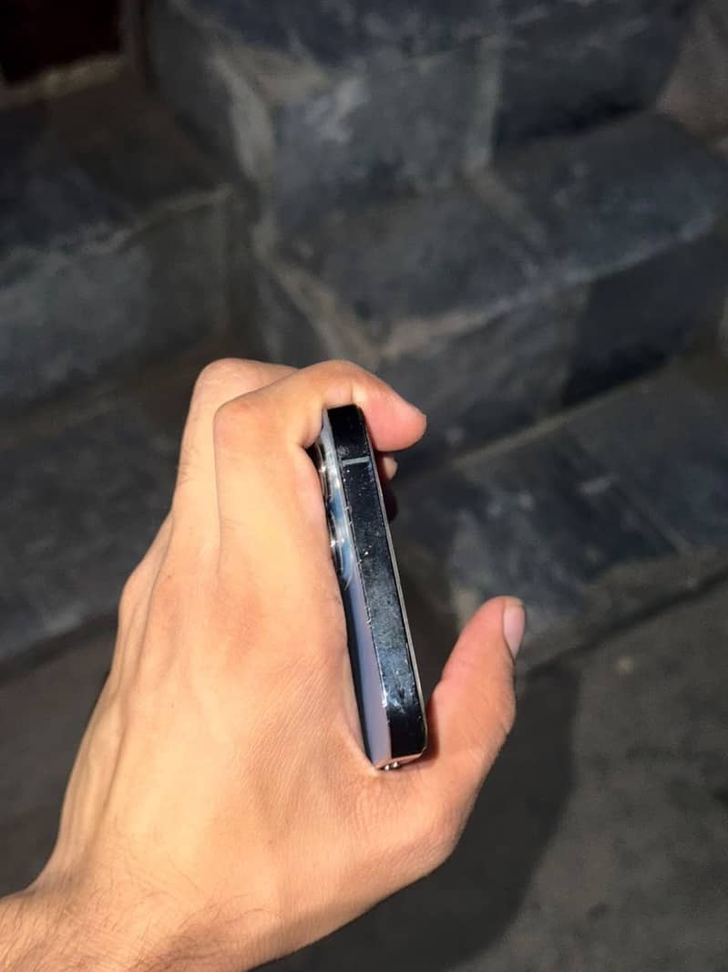Apple iPhone 12 Pro Max 2