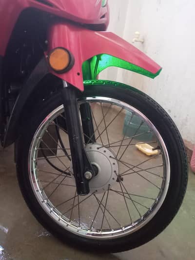 Selfstart Scooty in good condition and Sport Shape