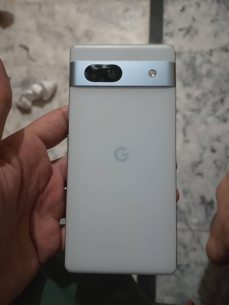 Google Pixel 7a 1