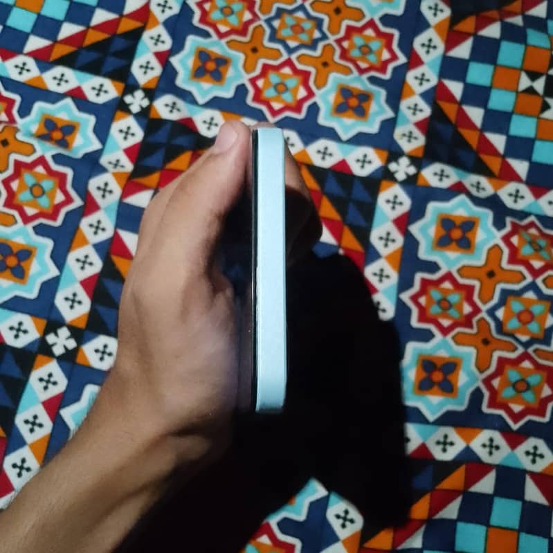 Realme Note 50 4