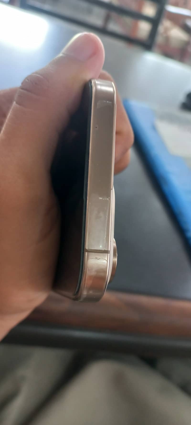 Apple iPhone 16 Pro Max 6