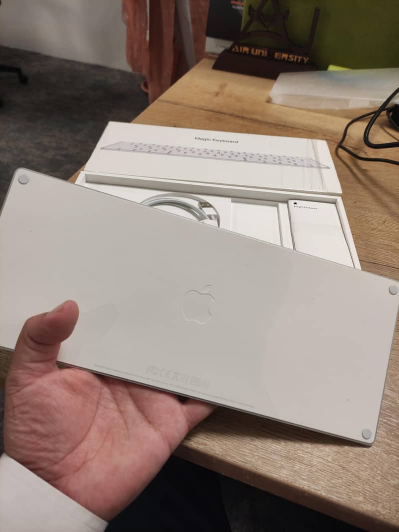 Apply magic keyboard 3