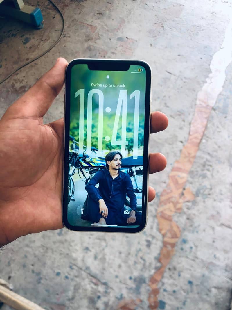 Apple iPhone 11 1