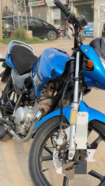 yamaha ybr 125 kuch parts Sports he