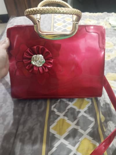 Used purses, looks like new