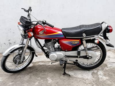 Honda cg125 2010 model for sale