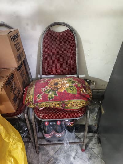2 Iron chairs