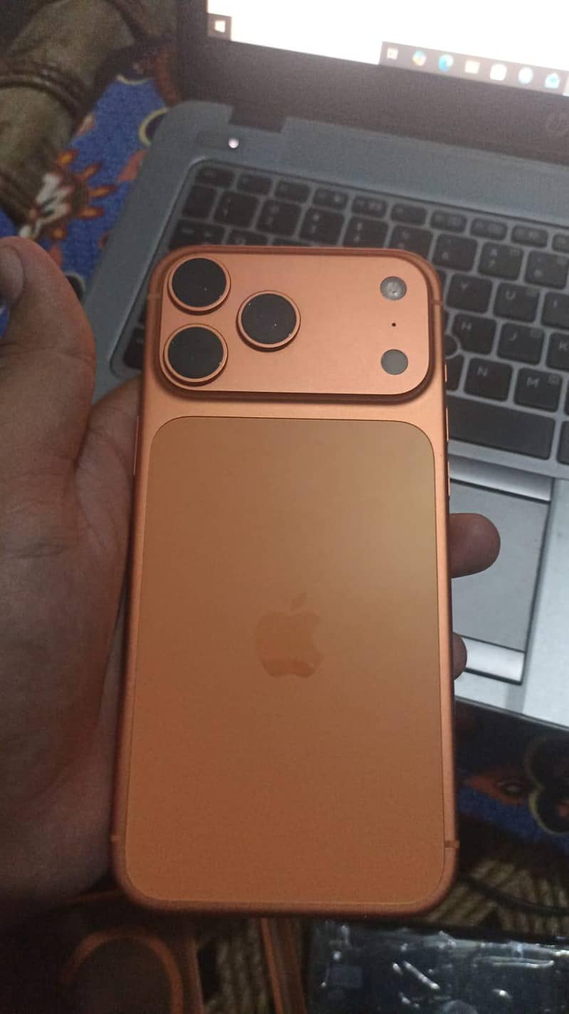 Apple iPhone 17 Pro Max 2
