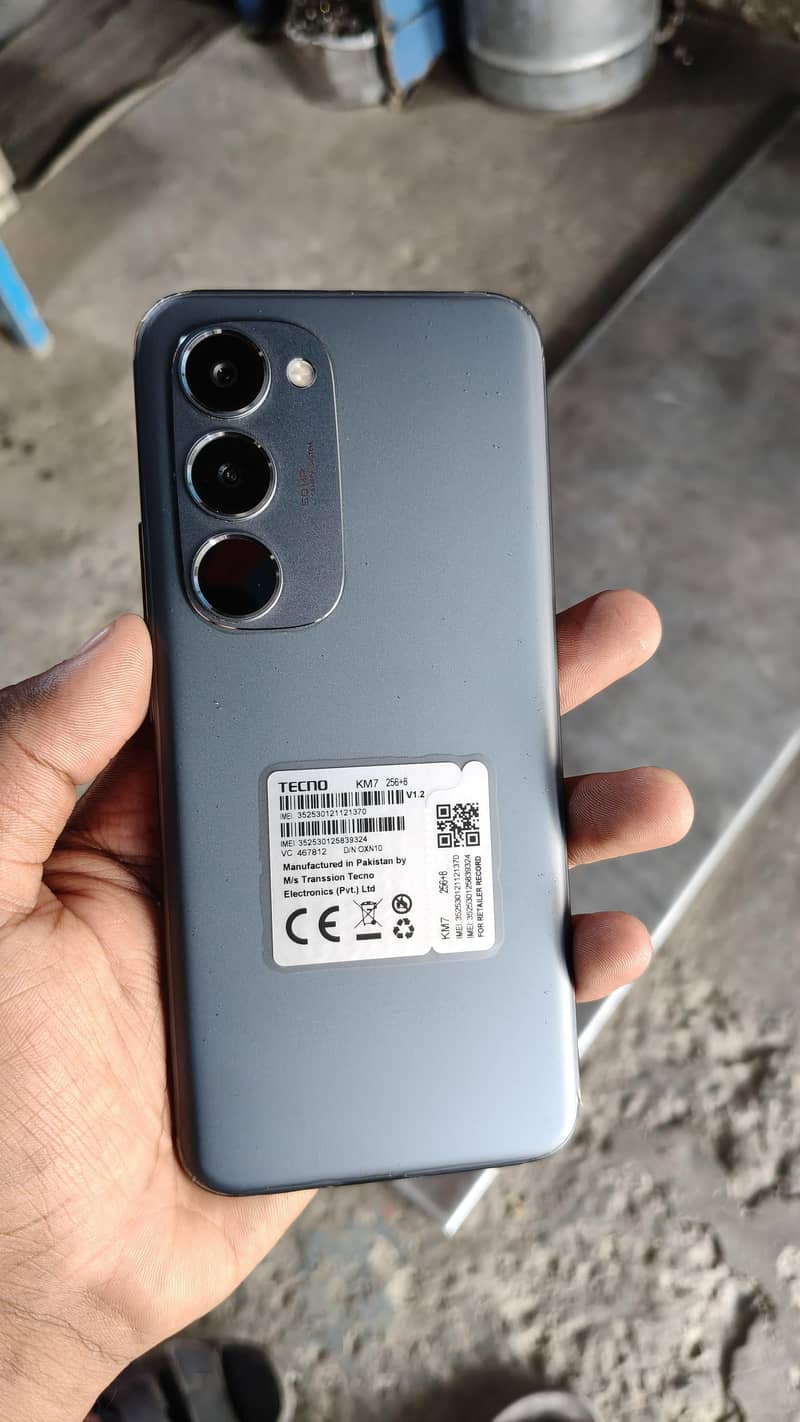 Tecno Spark 40 pro Plus 1