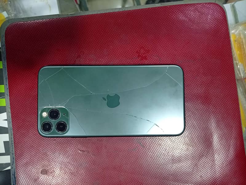Apple iPhone 11 Pro Max 5