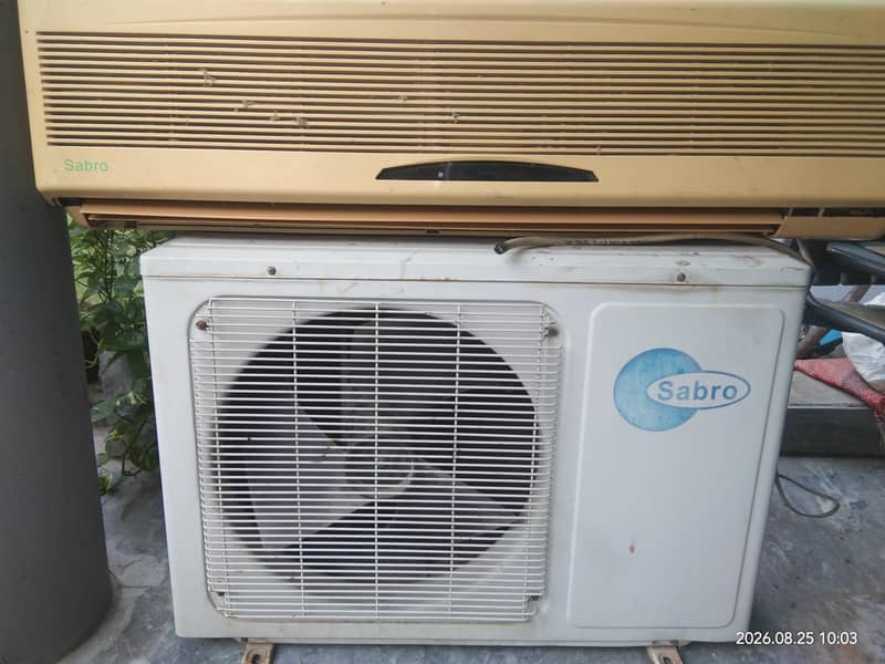 used Sabro split ac 2
