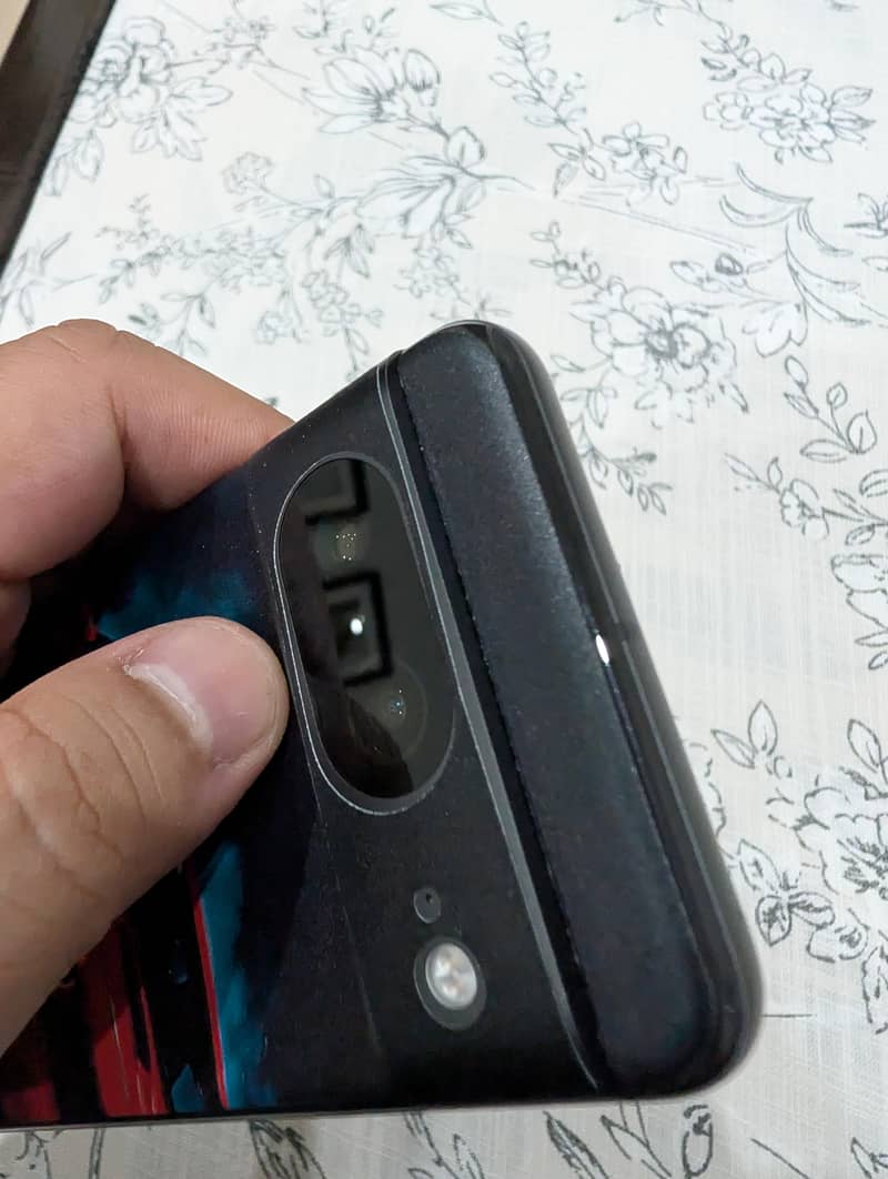 Google Pixel 8 2