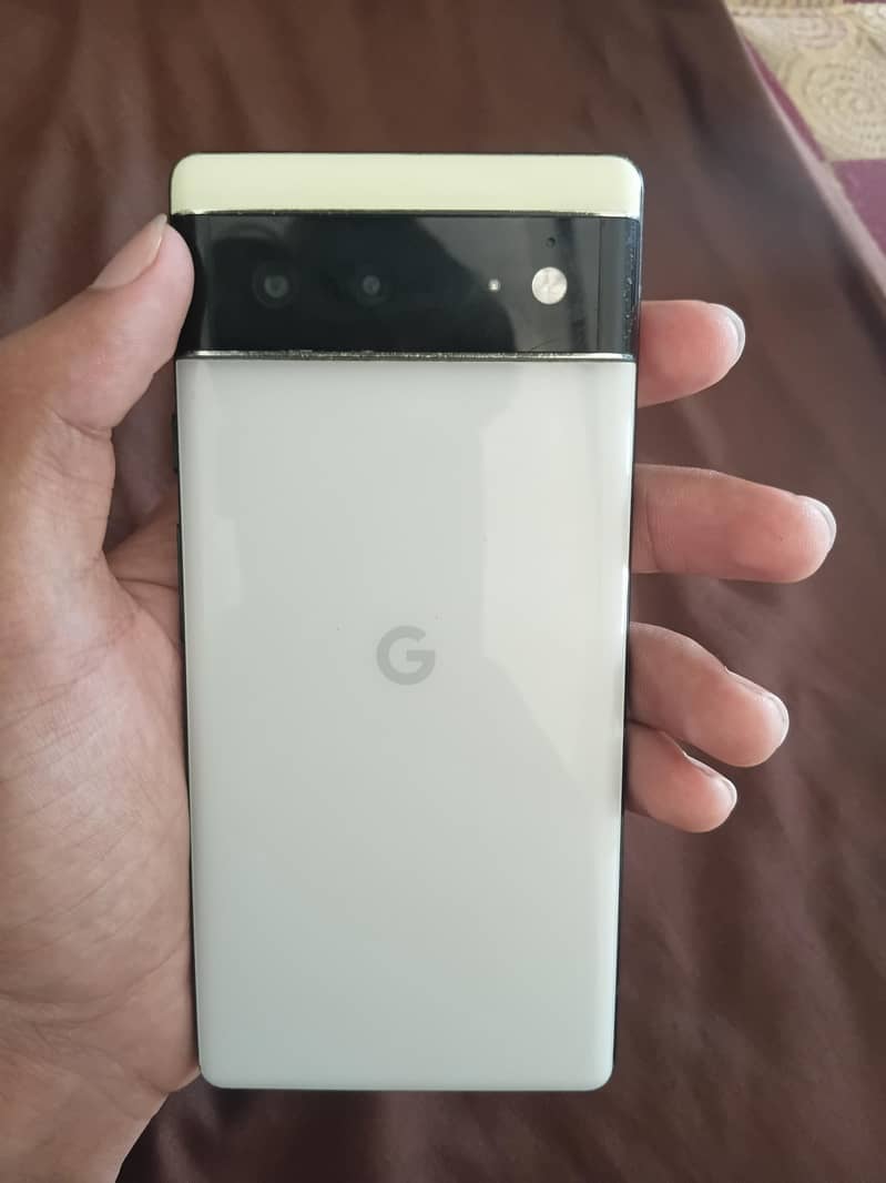 Google Pixel 6 4