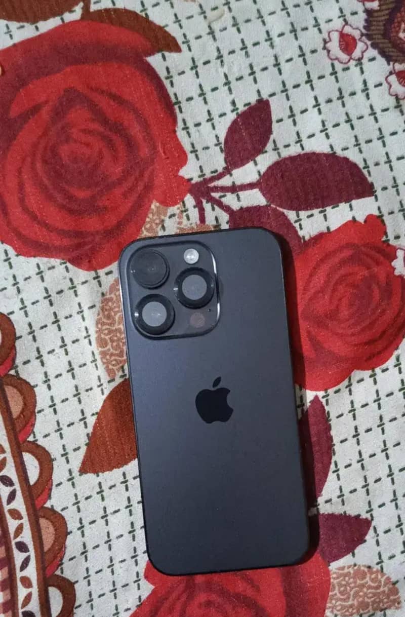 Apple iPhone 14 Pro 0