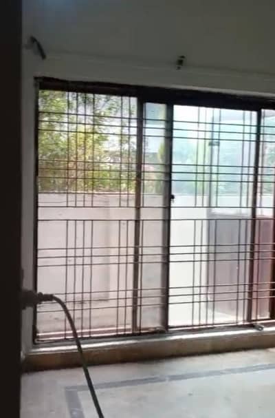 Islam Marketing Offer 10 Marla House Available For Rent