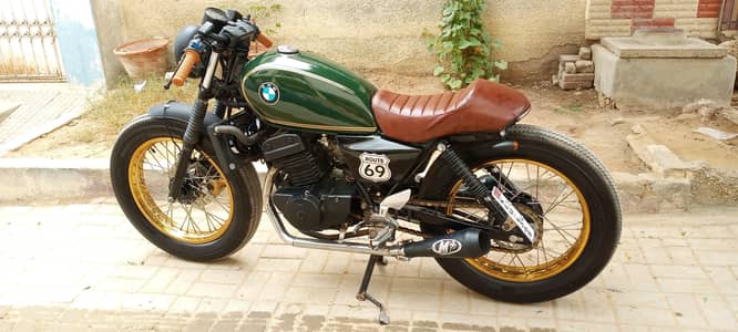 SUZUKI | GS 150 | Cafe Racer