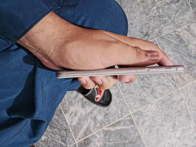 Apple iPhone 6s 6
