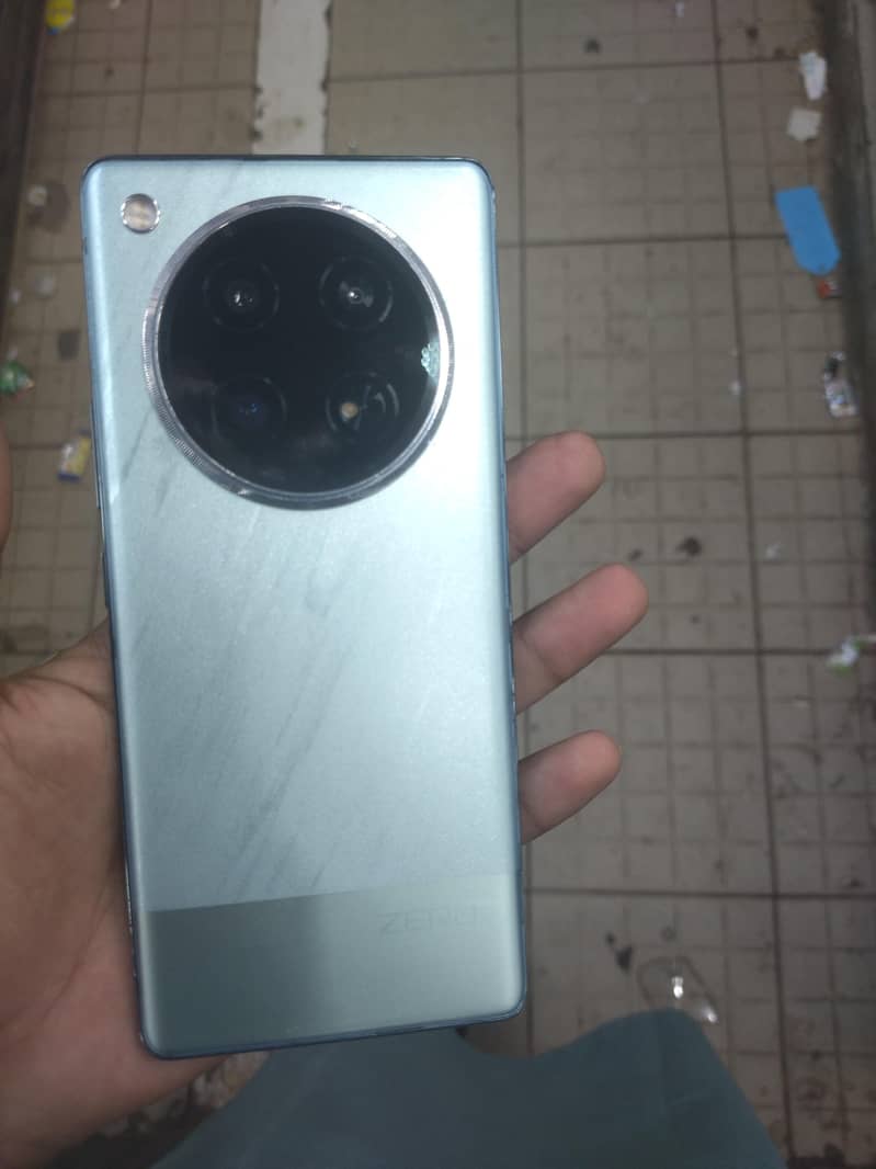 Infinix Zero 40 1