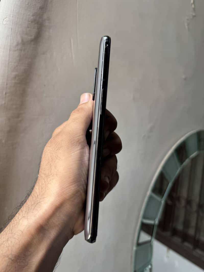 One Plus 6T 4