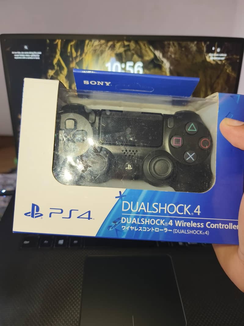 PS4 Gaming Controller  2