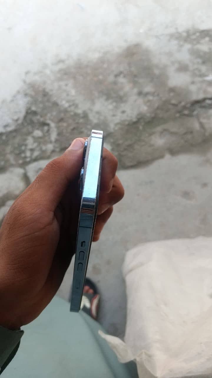 Apple iPhone 13 Pro 7