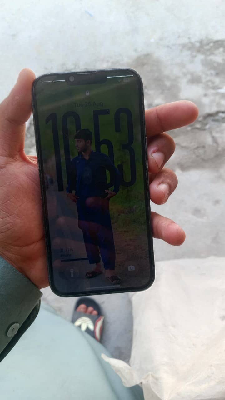 Apple iPhone 13 Pro 9