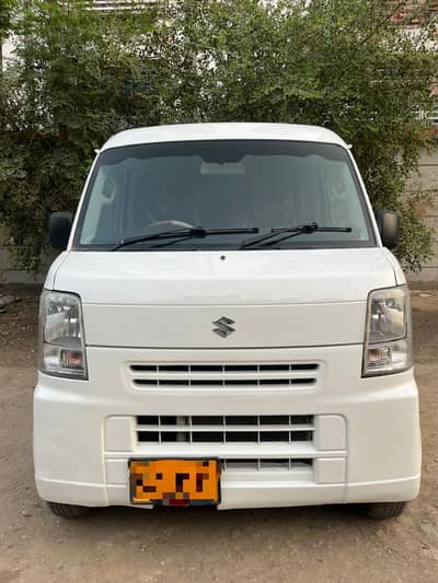 Suzuki Every 2012