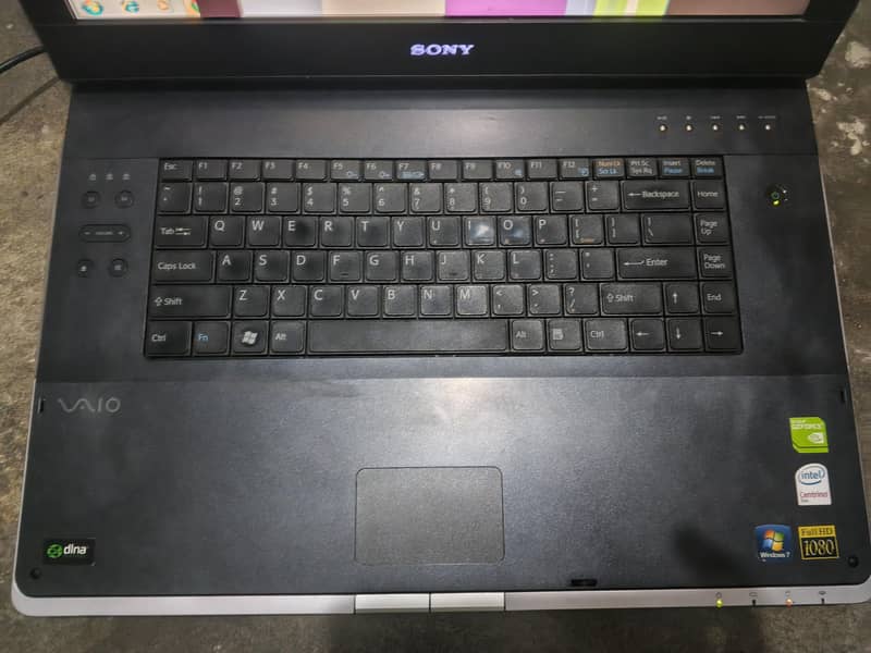 Sony leptop 1