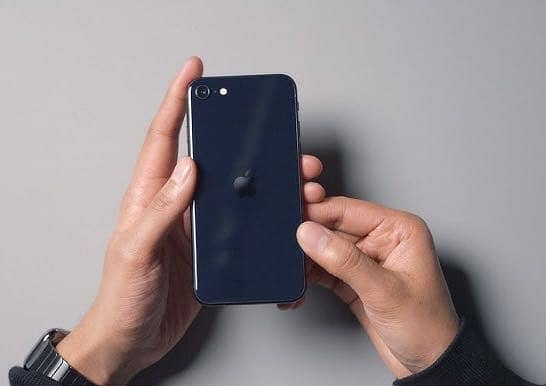IPhone SE 3rd generation 0