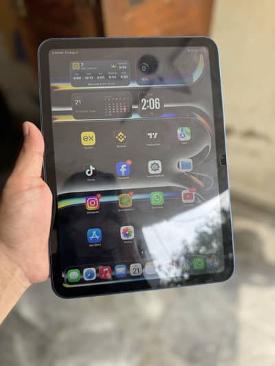 Ipad 10 generation 2022 90 health finger issue