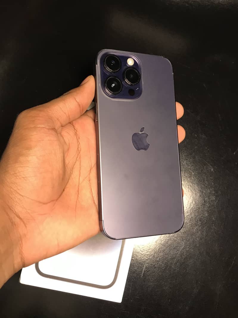 Apple iPhone 14 Pro Max 0