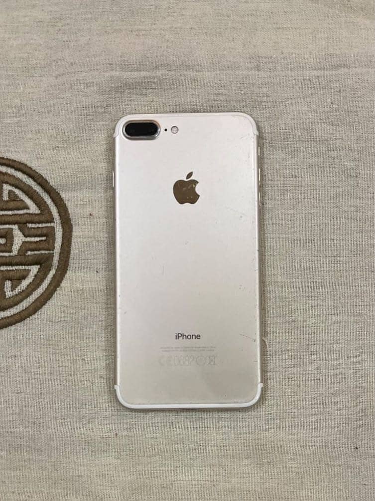 iPhone 7 Plus 0