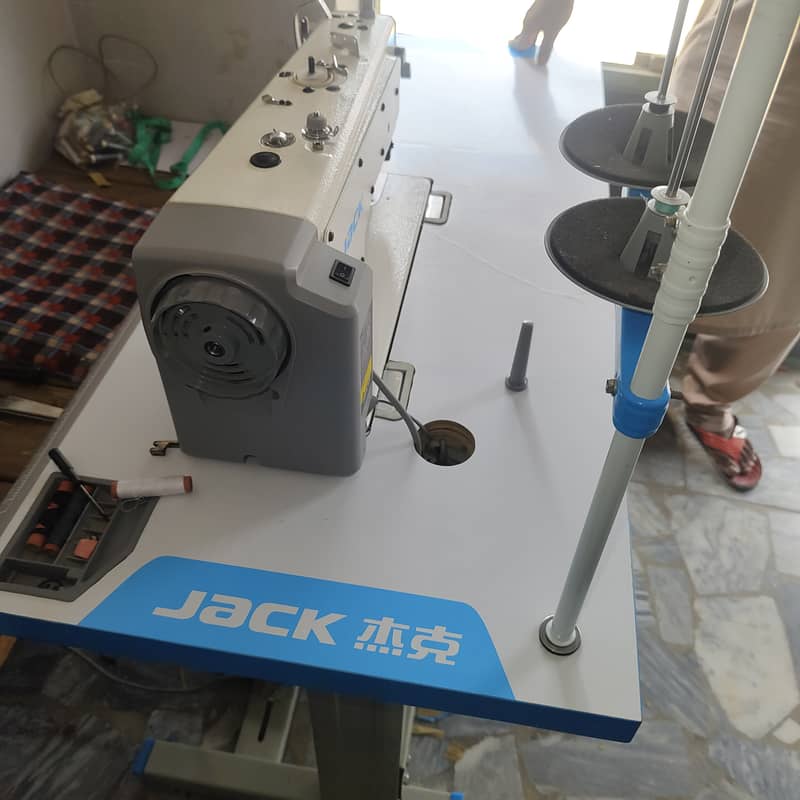 F6 Jack Sewing Machine 3