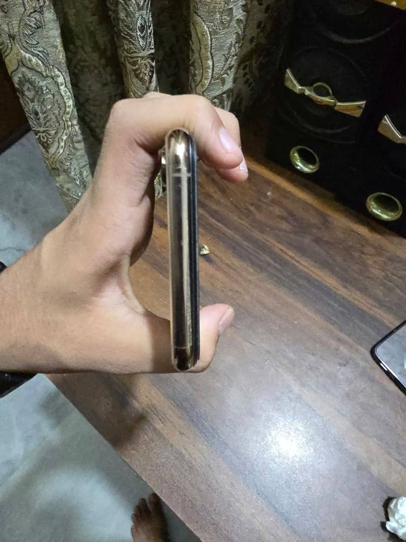 Apple iPhone X 1