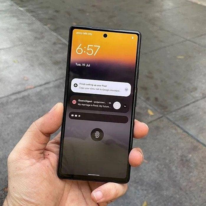 Google Pixel 6a 1