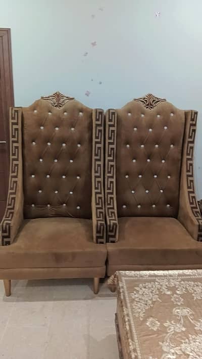 2 Seeter Sofa For Sale Urgent